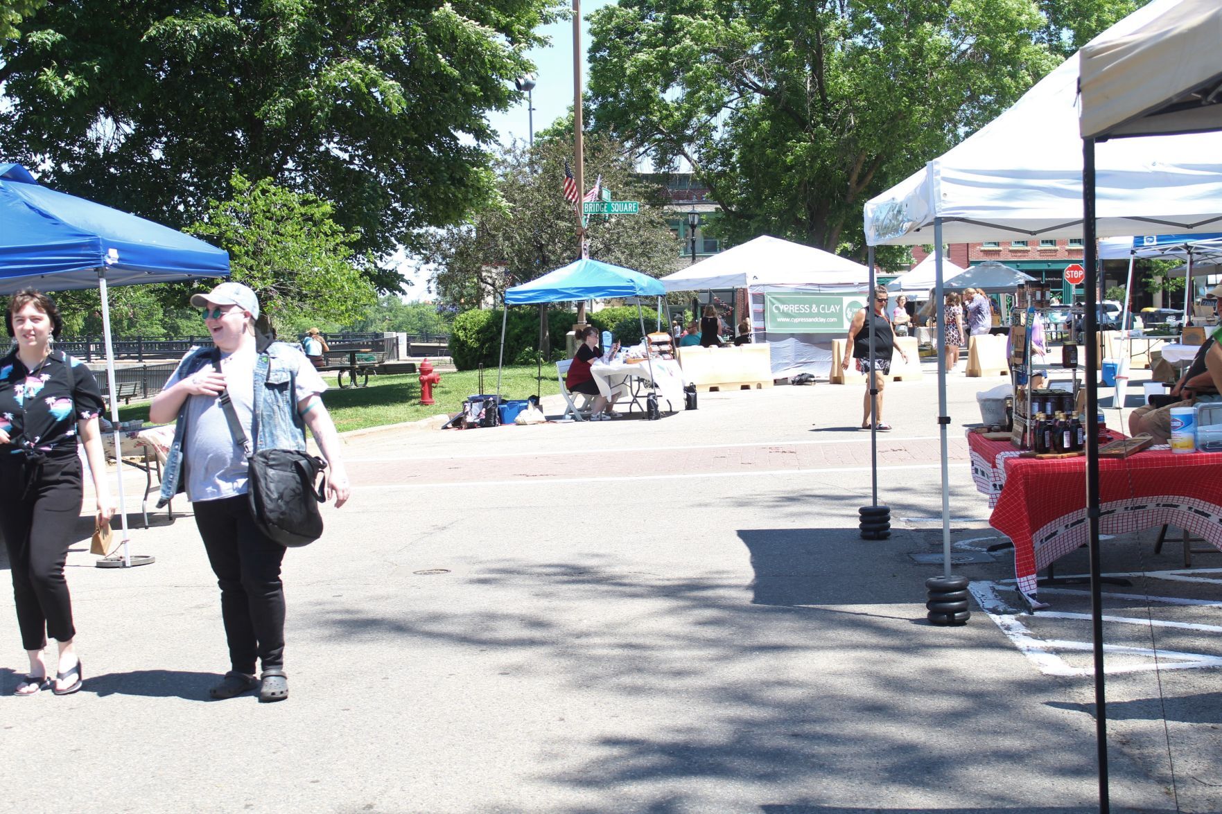 6.9 riverwalk market fair 3 .JPG